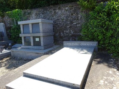 columbarium cimetière ambialet