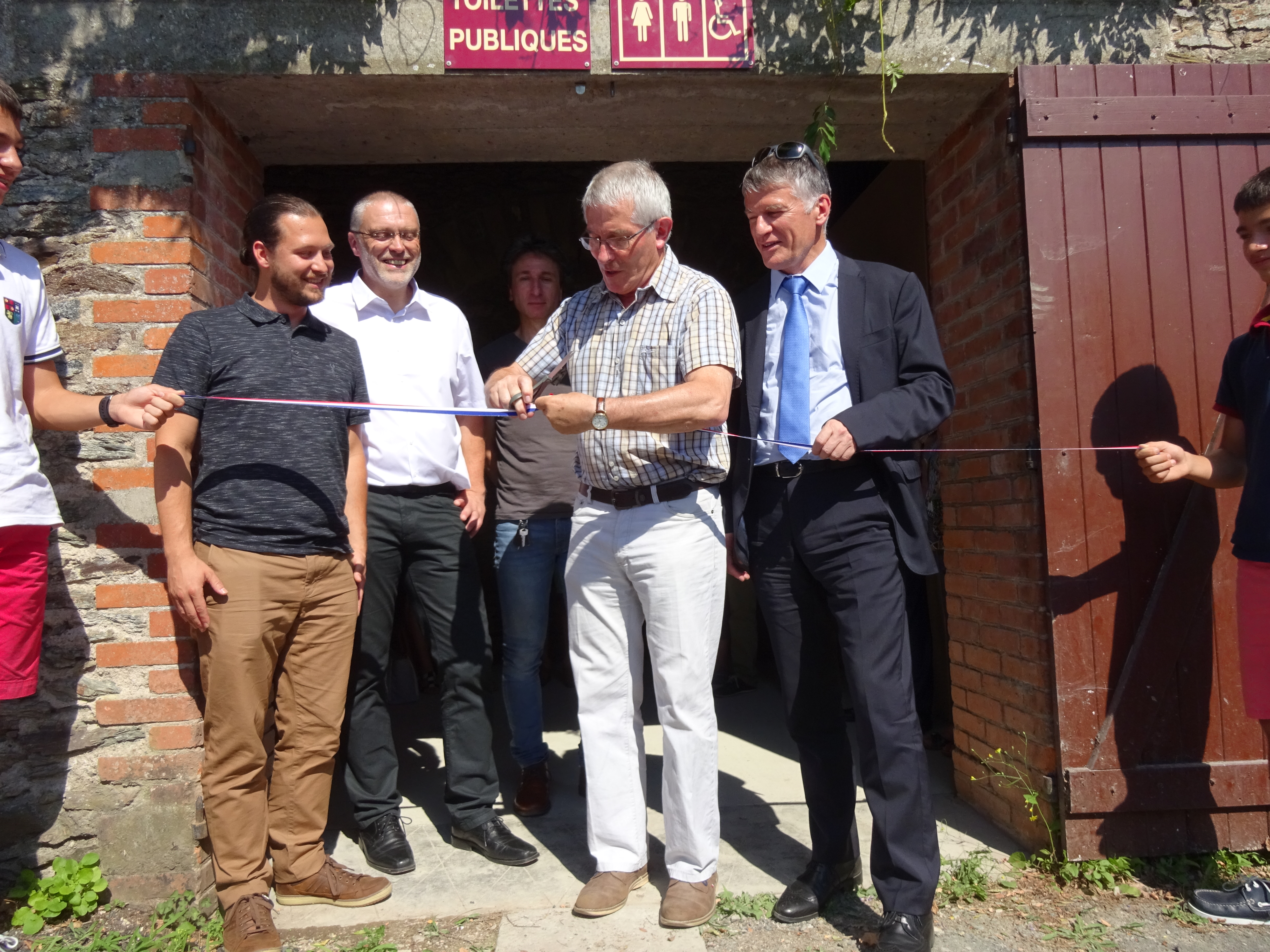 inauguration toilettes publique